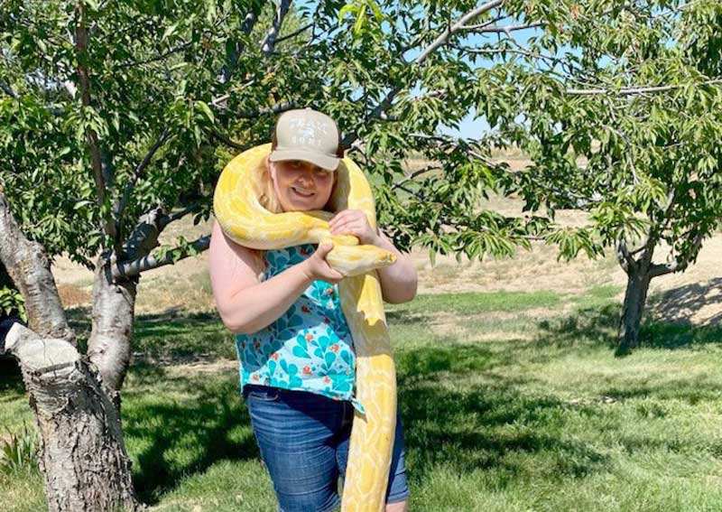 Carousel Slide 4: Exotic pet care